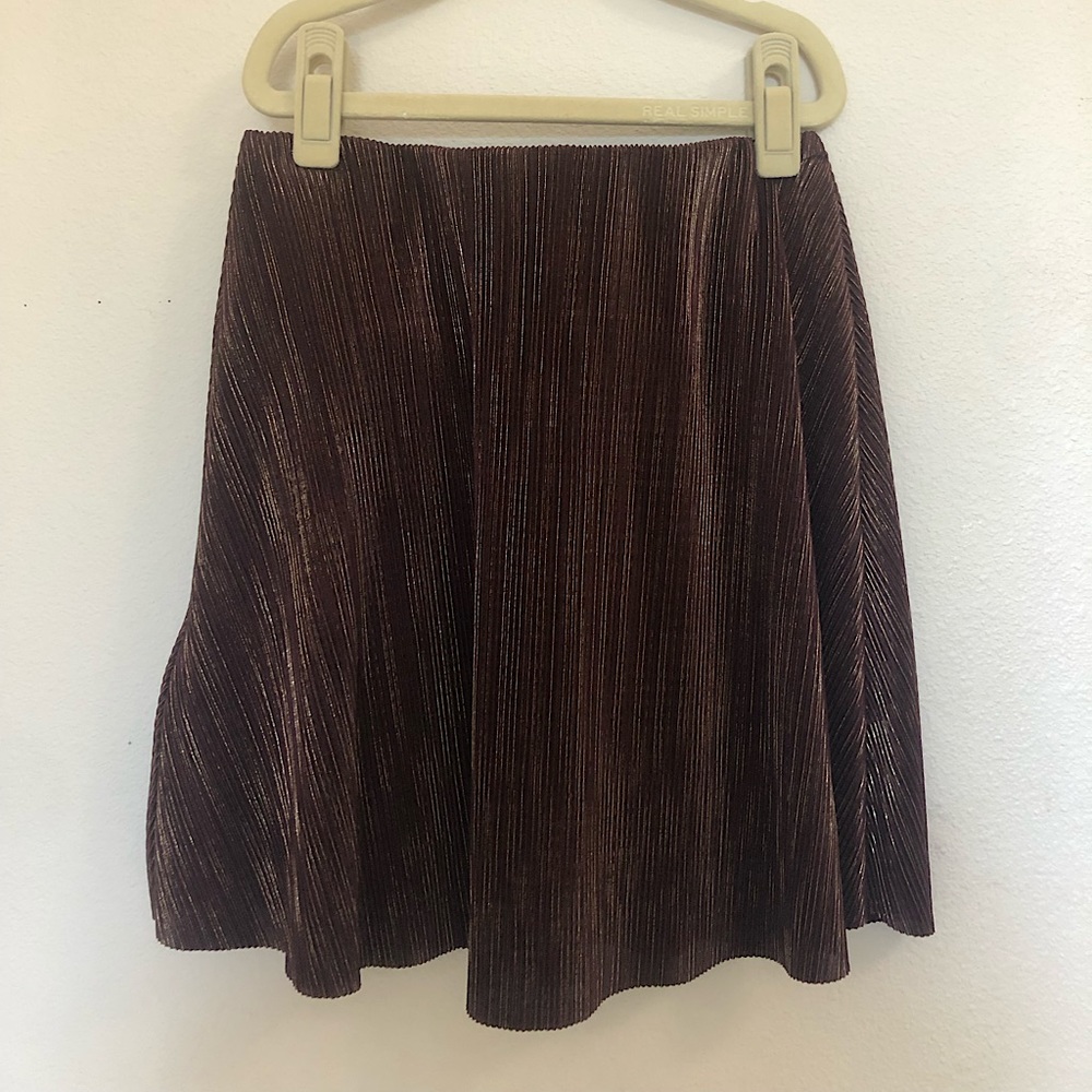 BCBGENERATION Maroon Gold Detailed Mini Skirt